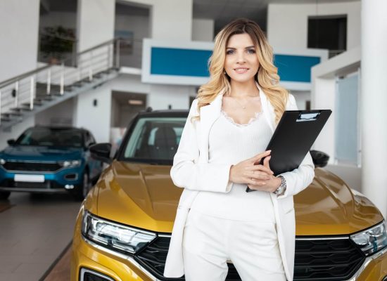 saleswoman